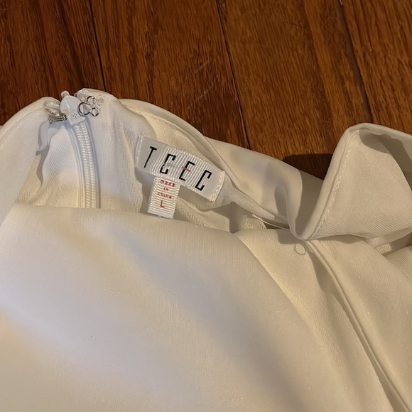 TCEC | White One Shoulder Dress Large Bachelorette Party Cocktail Event New Year - Picture 6 of 9